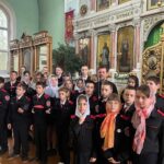 Учащихся казачьей школы посетили Свято-Троицкий храм станицы Казанской