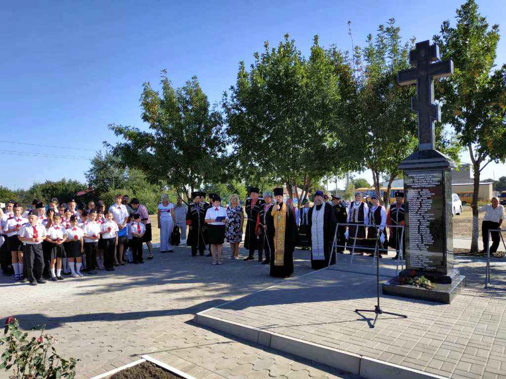 Станица казанская. Ст Казанская Краснодарский край. Достопримечательности ст Казанской Кавказского района. Храм в ст Казанской Ростовской области. Поминовения сотня Гречишкина.