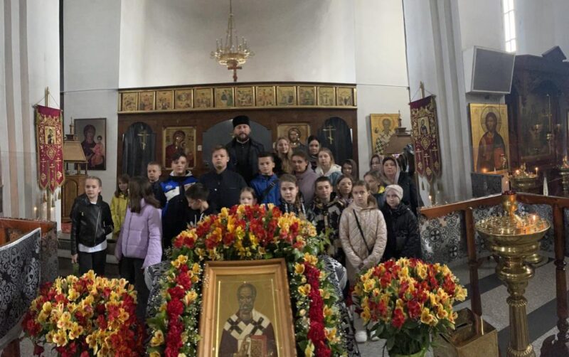 Состоялась первая паломническая поездка детей из МБОУ СОШ № 4 им. Е.С. Смыка в Свято-Никольский храм станицы Кавказской