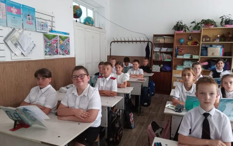 В МБОУ СОШ №12 имени А. С. Пушкина станицы Кавказской прошел урок «Основы Православной культуры»