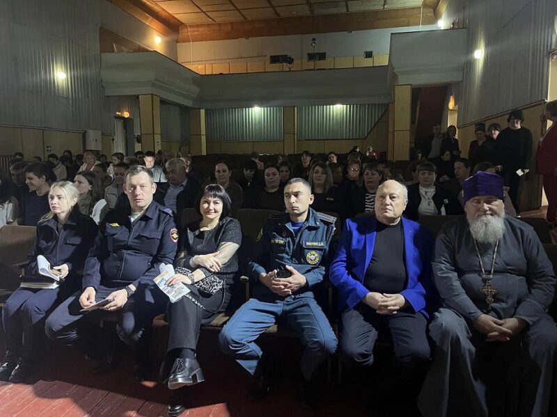 В МБУК «Дом культуры «Социально-культурный центр» посёлка Мирской состоялось родительское собрание